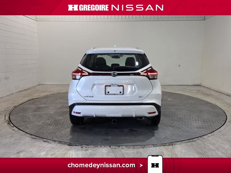 2024 Nissan Kicks White Laval - photo #7