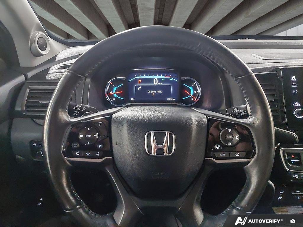 2020 Honda Pilot 2601975A | Touring 8-Passenger Silver Edmonton - photo #13
