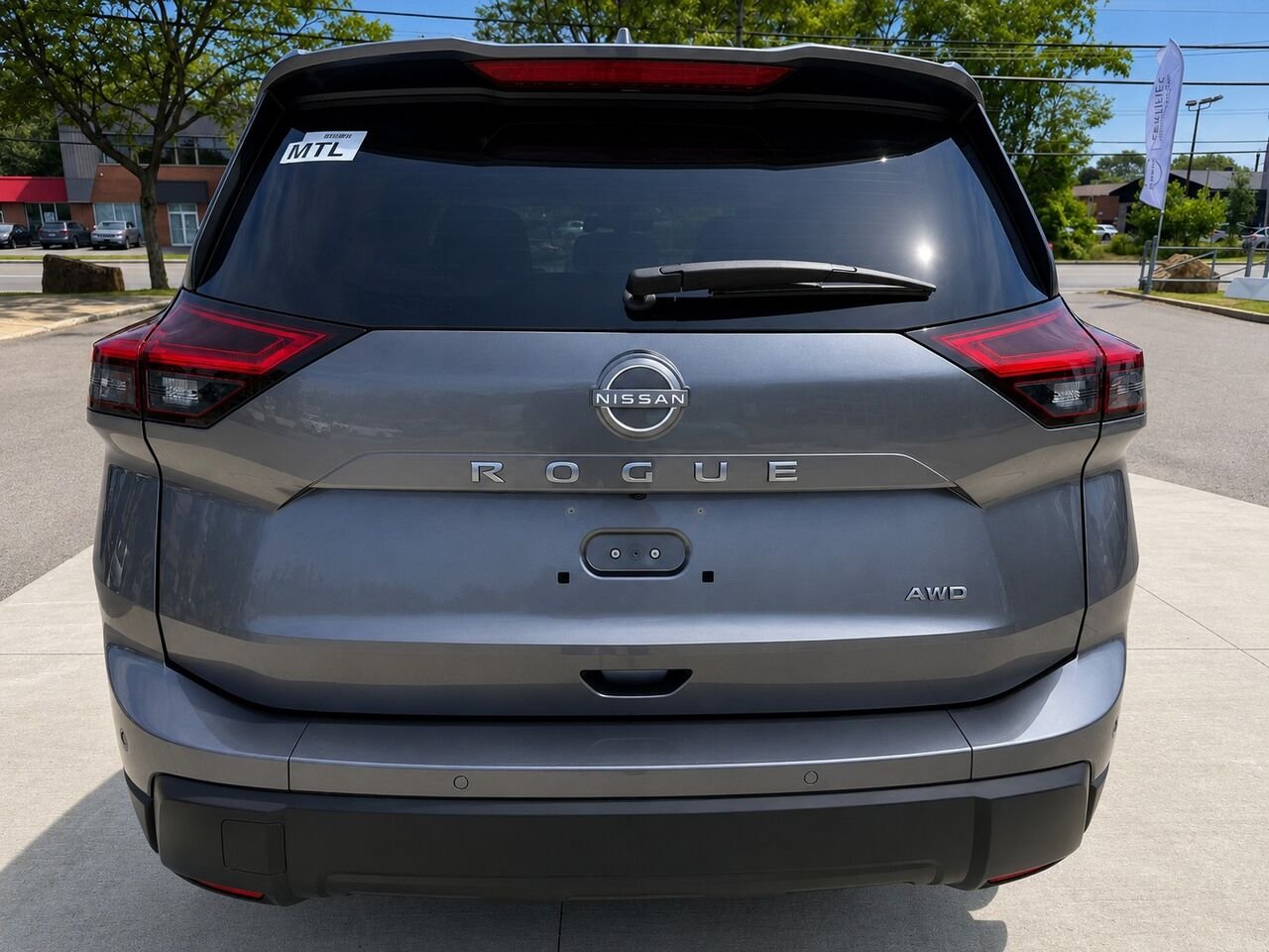 Nissan Rogue ROGUE SV TOIT OUVRANT 2026 Gris poudre métallisé Châteauguay - photo #4