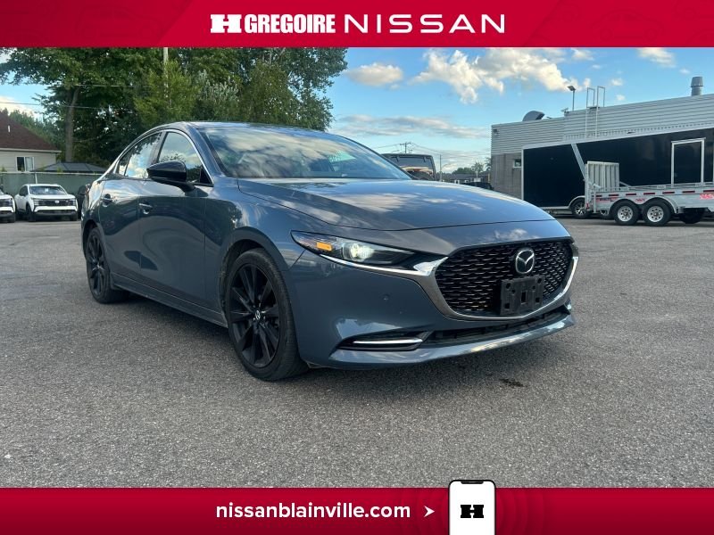 2022 Mazda 3 Grey Laval - photo #12