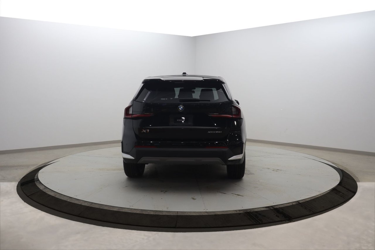 2025 BMW X1 xDrive28i Black Baie-Comeau - photo #4