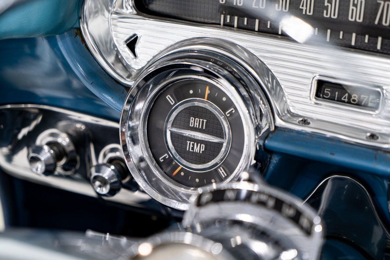 1957 Pontiac Bonneville *PRICE IN USD* Fuel injected 347/315HP 1 of 630 produced White Montreal - photo #76