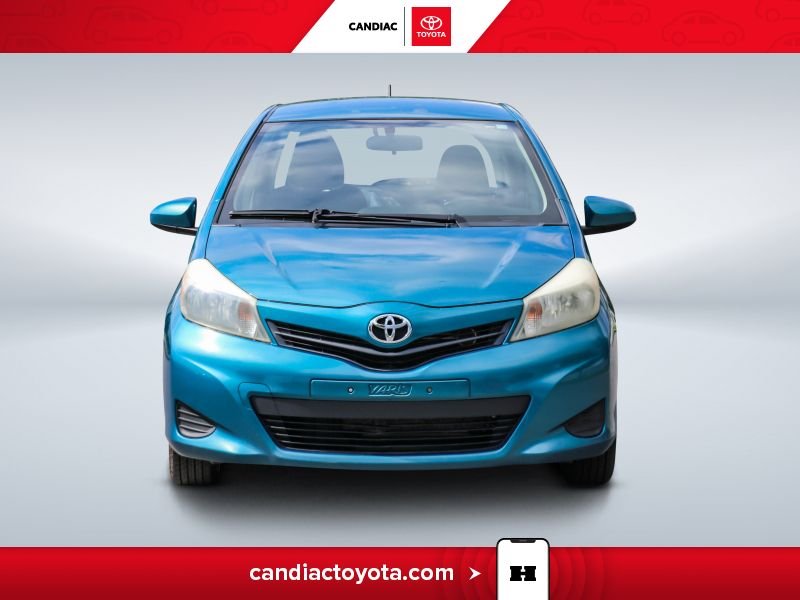 2014 Toyota Yaris Green Blainville - photo #1