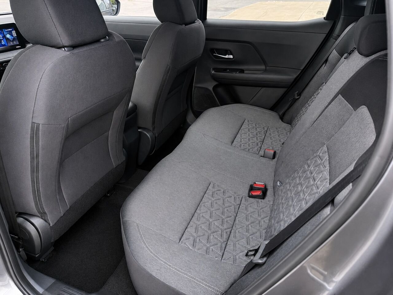 NISSAN Kicks KICKS SV PRIVILEGE AWD 2026 Gris poudre métallisé Châteauguay - photo #18