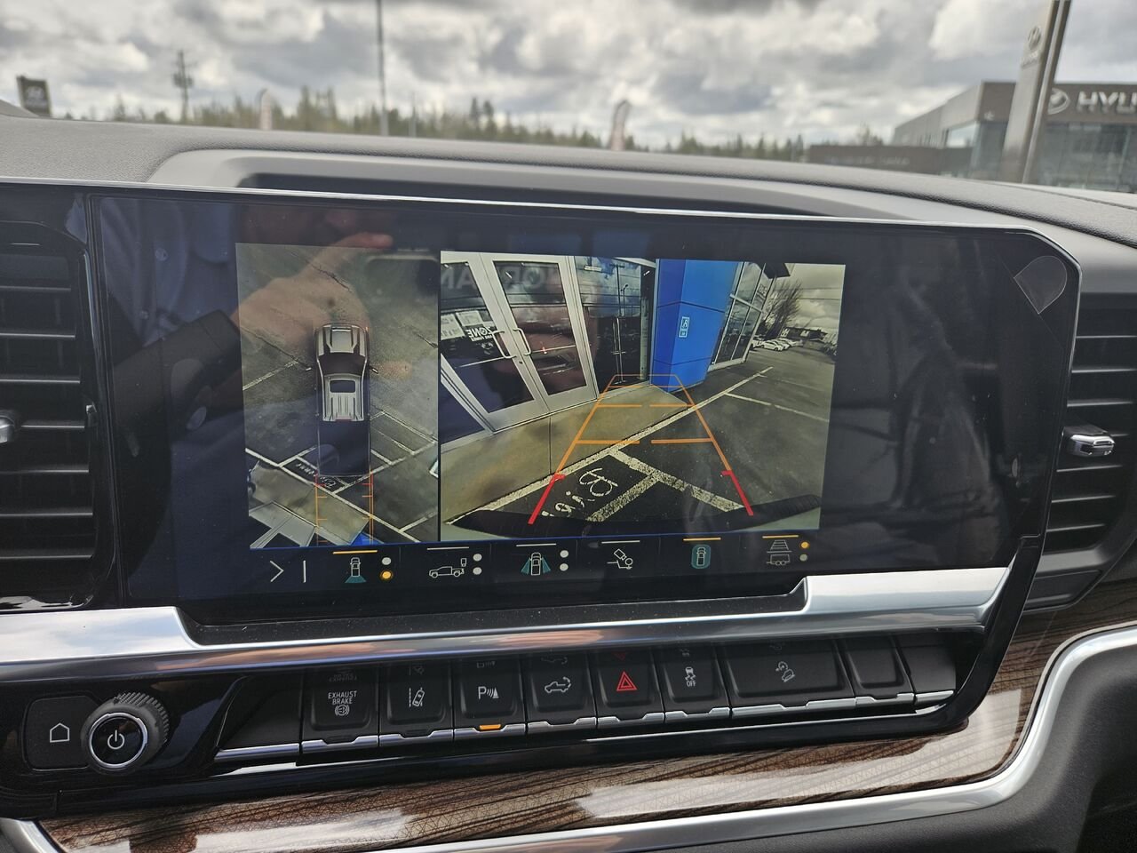 2026 Chevrolet Silverado 2500HD LT cabine multiplace 4RM 159 po SUMMIT WHITE Thetford Mines - photo #11