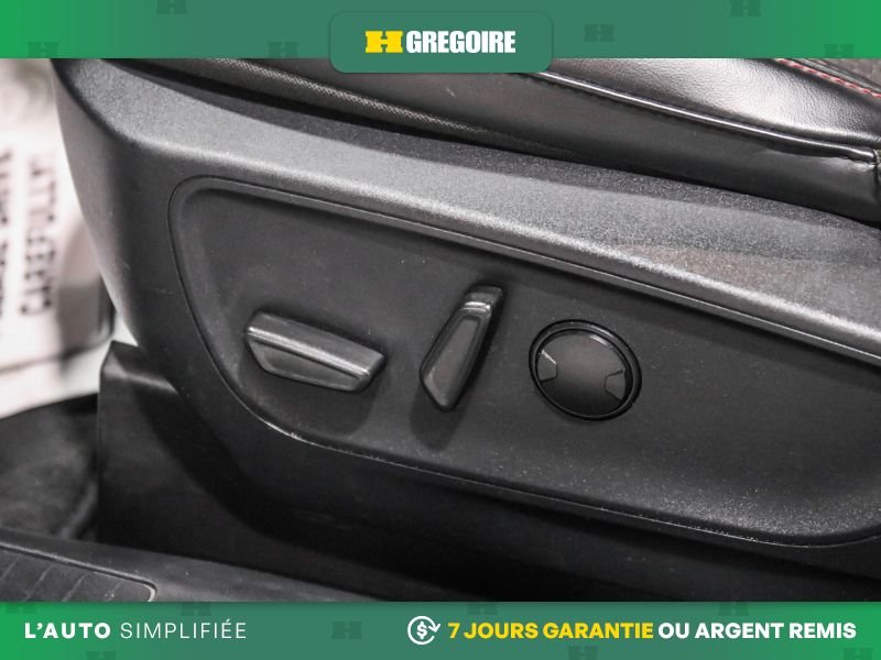 2025 Ford Escape Grey Laval - photo #17