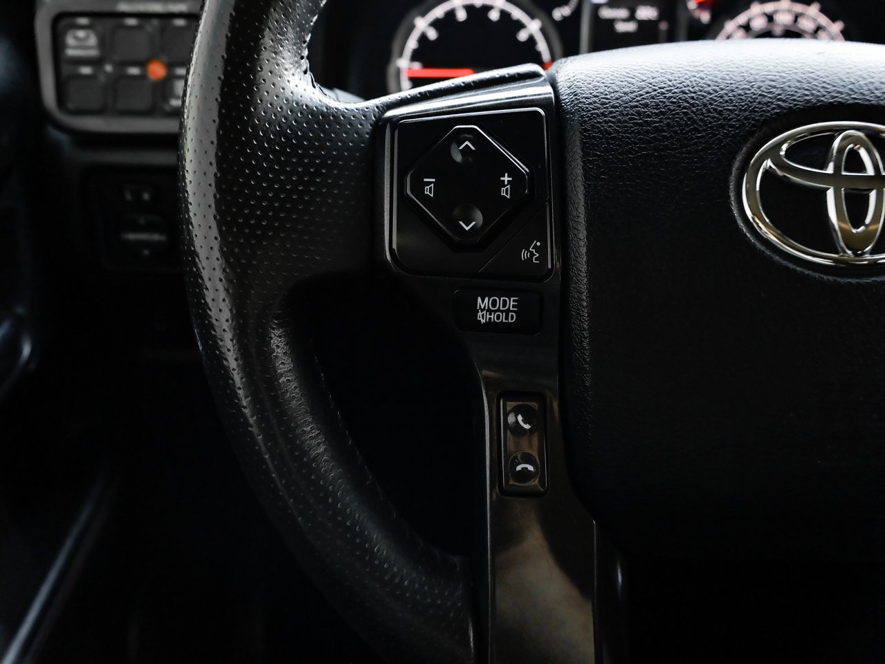 2021 Toyota 4Runner 4WD Black Sherwood Park - photo #20