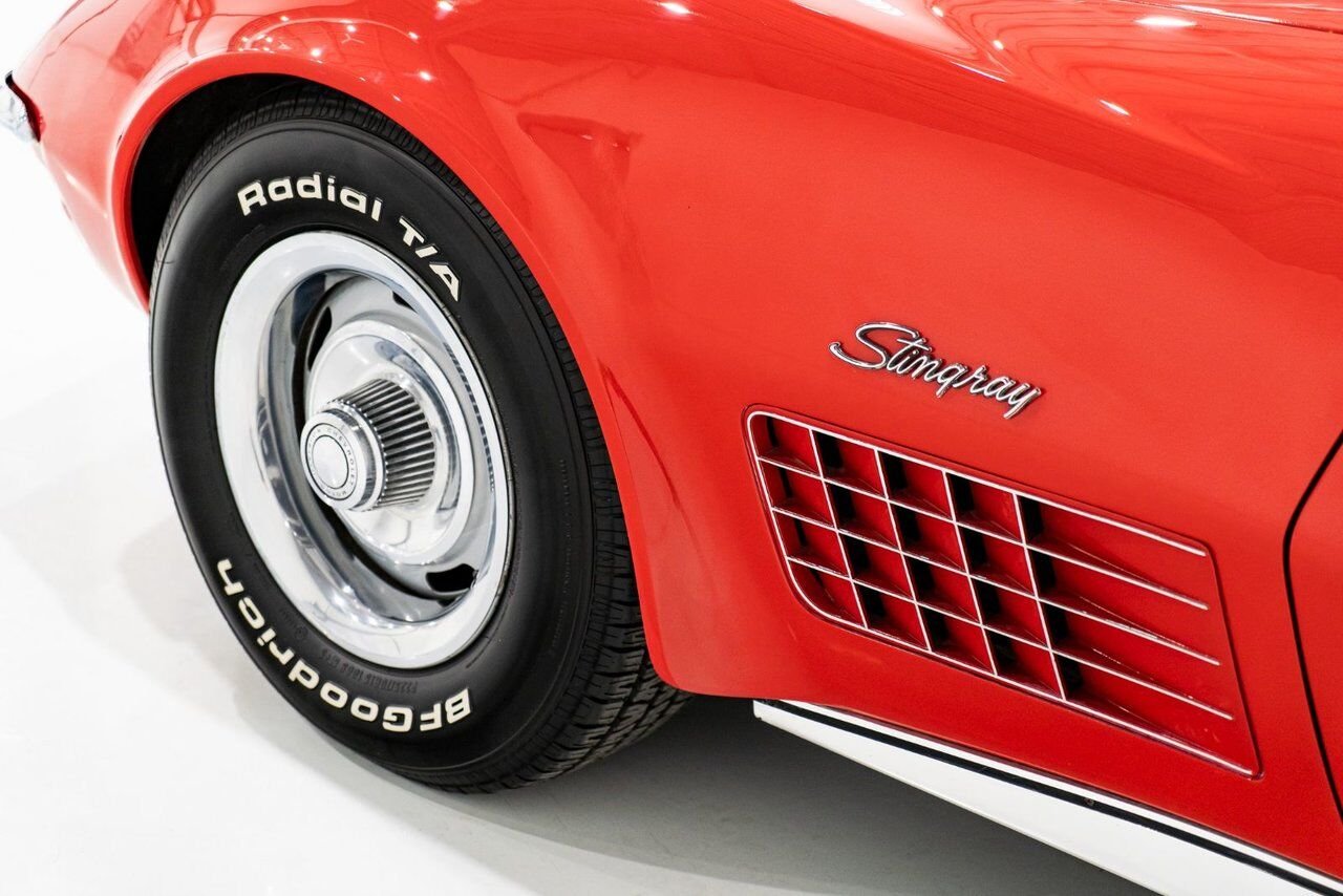 Chevrolet Corvette *PRIX EN USD* Matching# LT1 350/330HP 1971 Rouge Montréal - photo #3