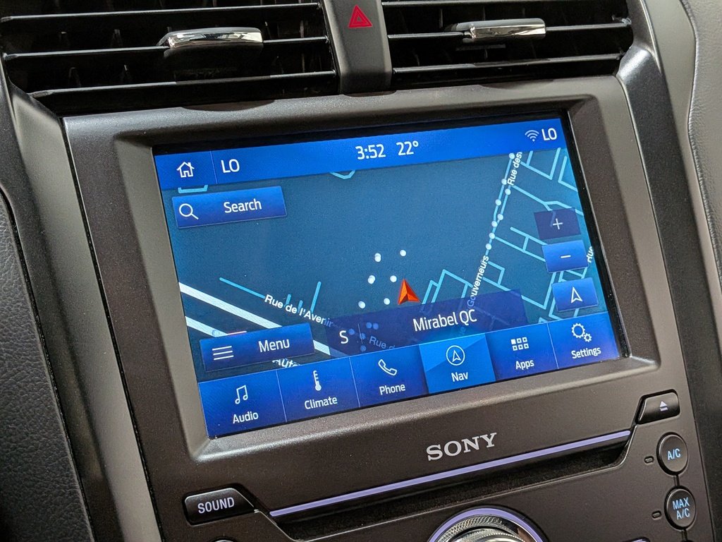 2020 Ford Fusion Energi Titanium FWD Black Val-David - photo #25
