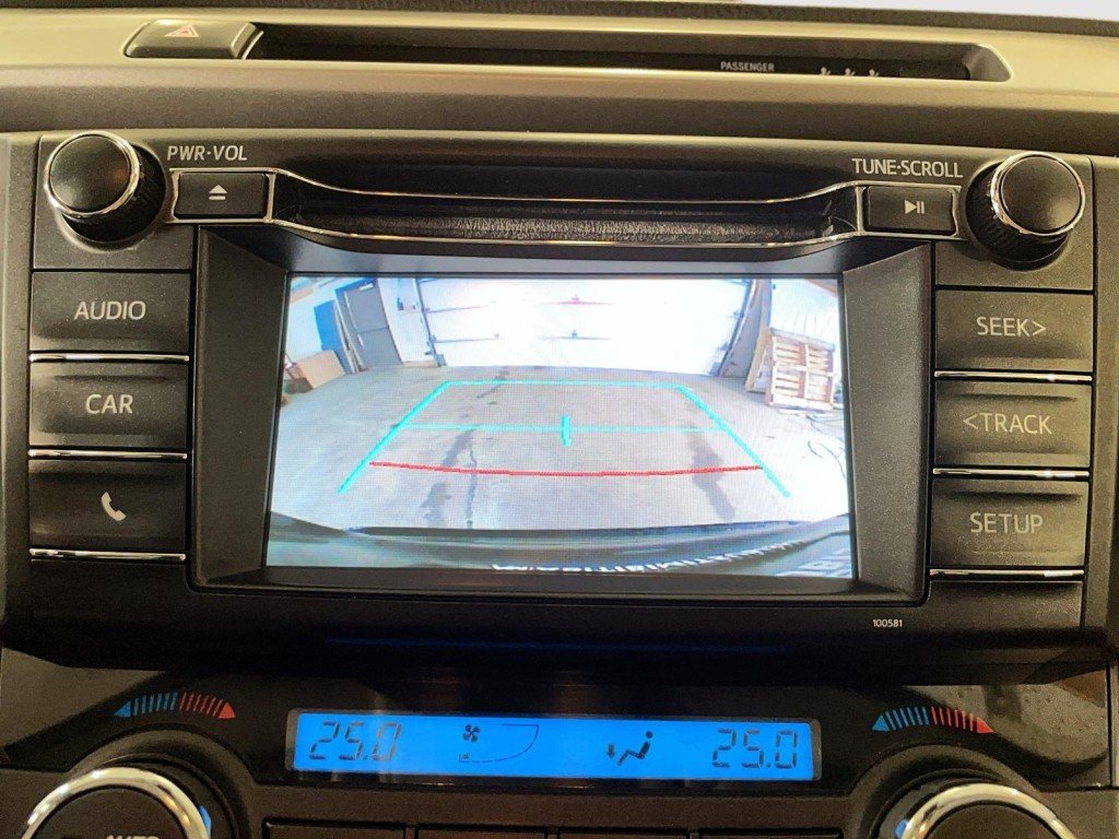 2018 Toyota RAV4 Black Amos - photo #17