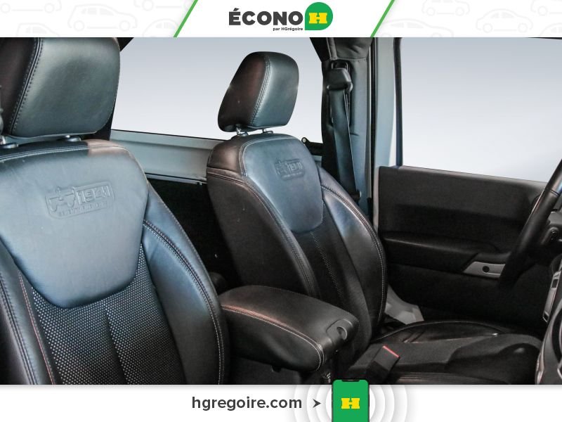 2016 Jeep Wrangler White Laval - photo #16