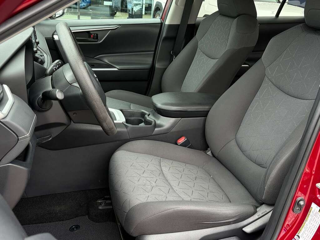 2020 Toyota RAV4 Red Gatineau - photo #11