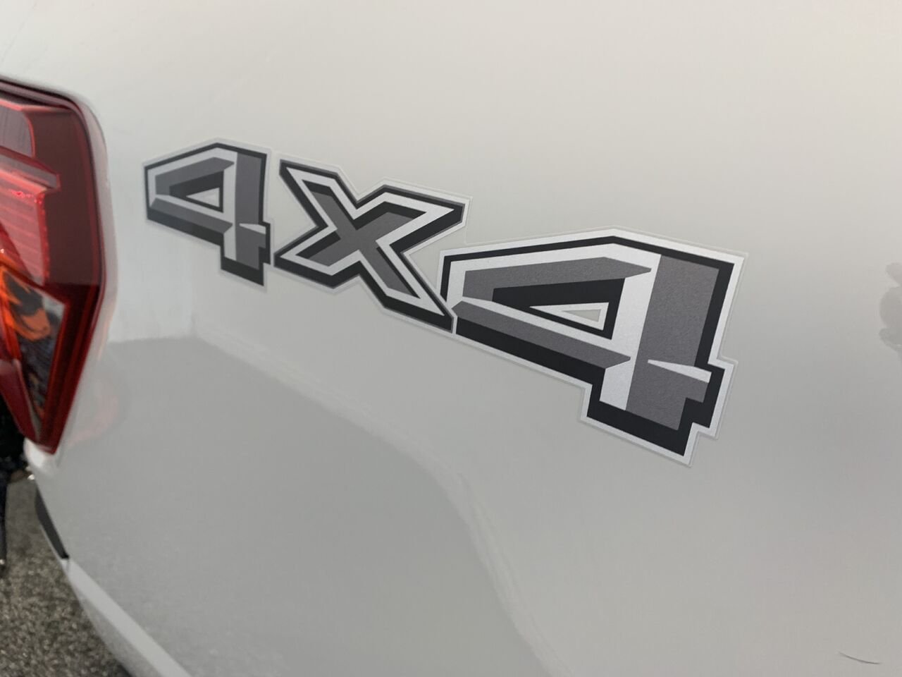 2024 Ford F-150 Grey Châteauguay - photo #6