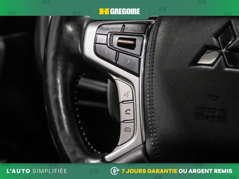 Mitsubishi Outlander PHEV 2020 Gris Laval - photo #21