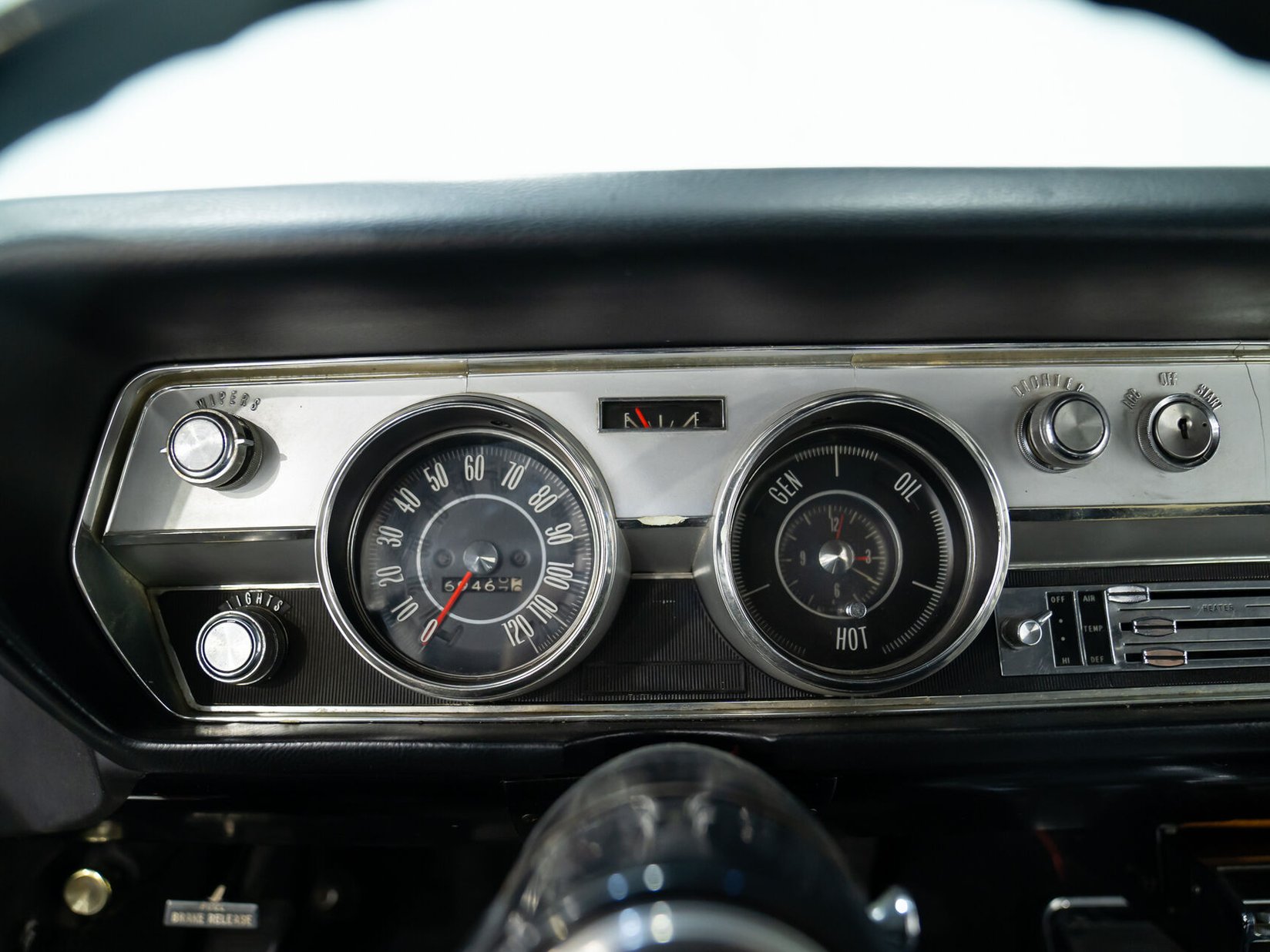 Oldsmobile Cutlass 442 *PRIX EN USD* Numéros entièrement Matching Non restaurée Repeinte une seule fois 1967 Rouge Montréal - photo #83