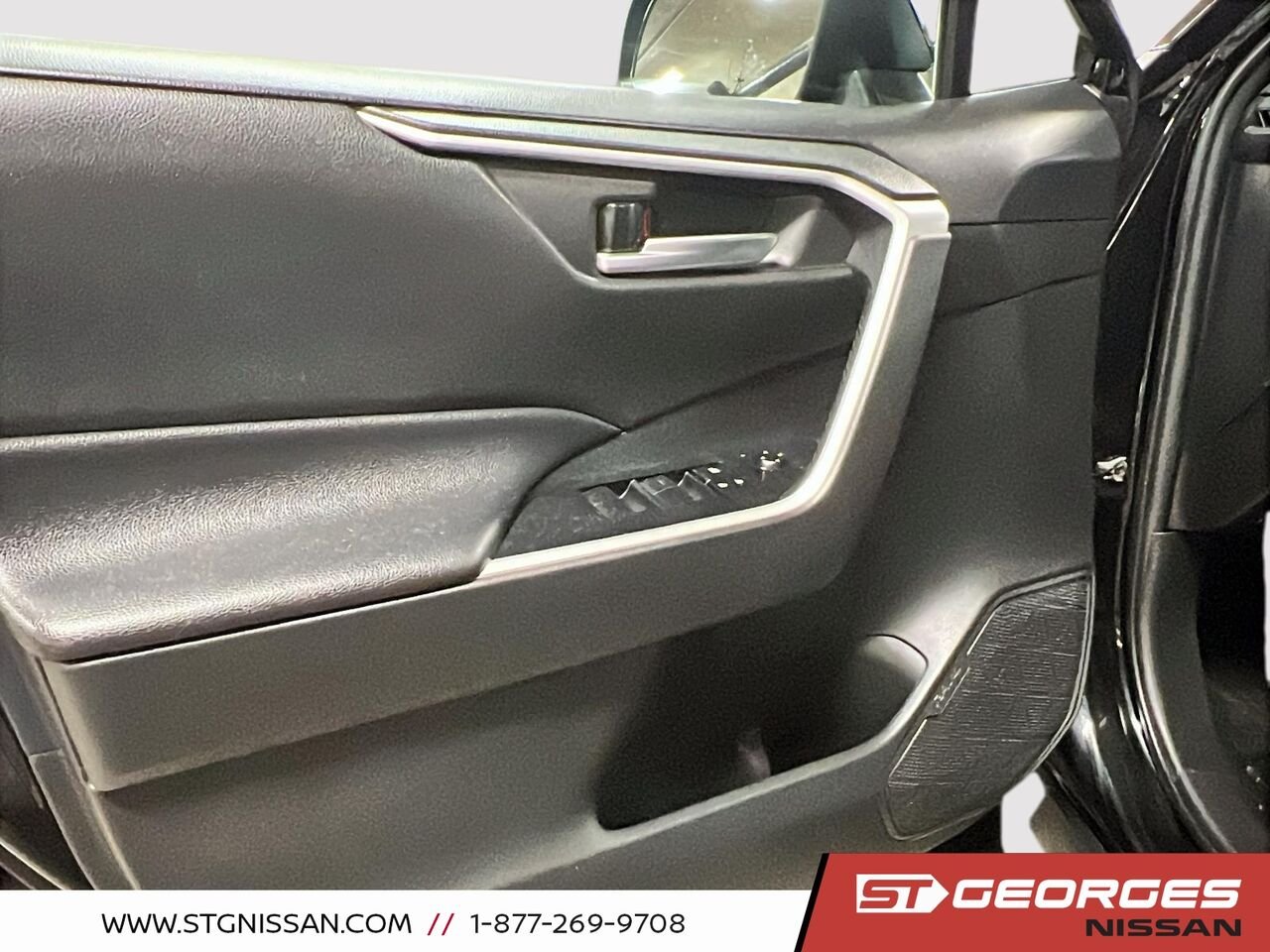 2021 Toyota RAV4 Black Saint-Georges - photo #10