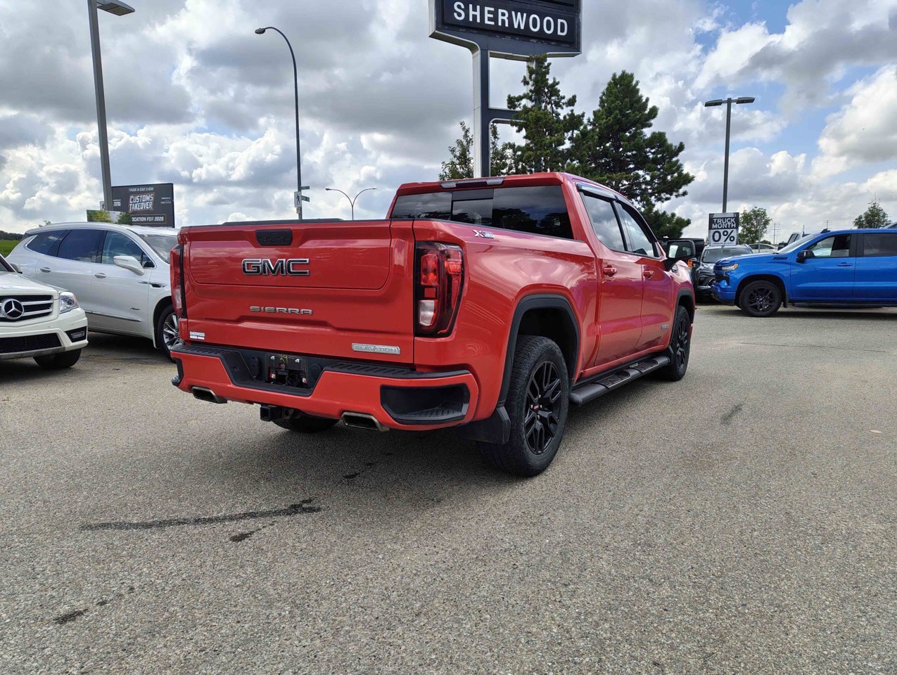 2021 GMC Sierra 1500 4WD Crew Cab 147 Elevation Red Sherwood Park - photo #5