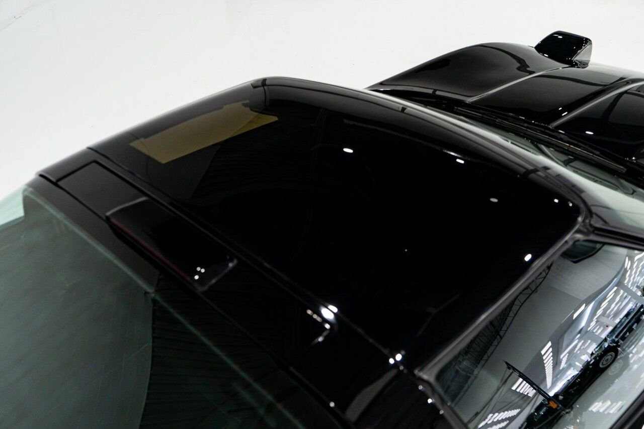 Chevrolet Corvette ZR1 | PRIX EN USD 1990 Noir Montréal - photo #48