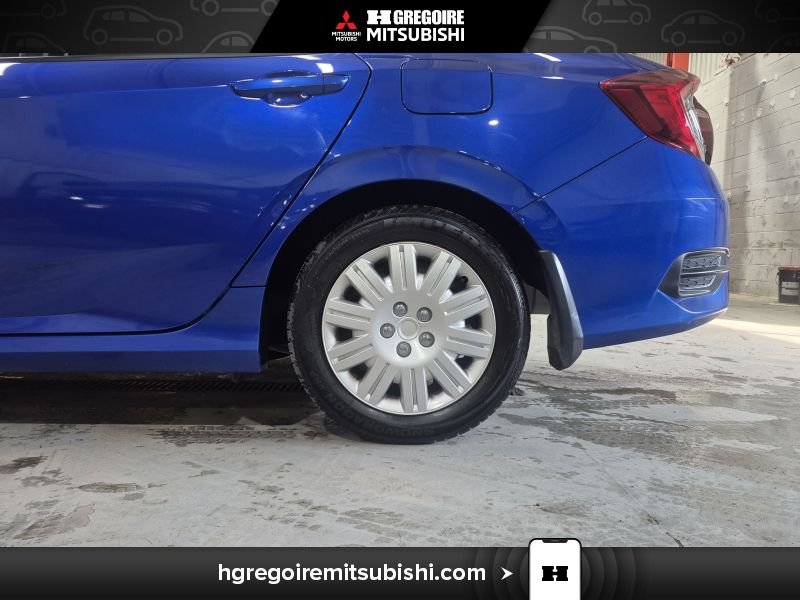Honda Civic 2018 Bleu Blainville - photo #11