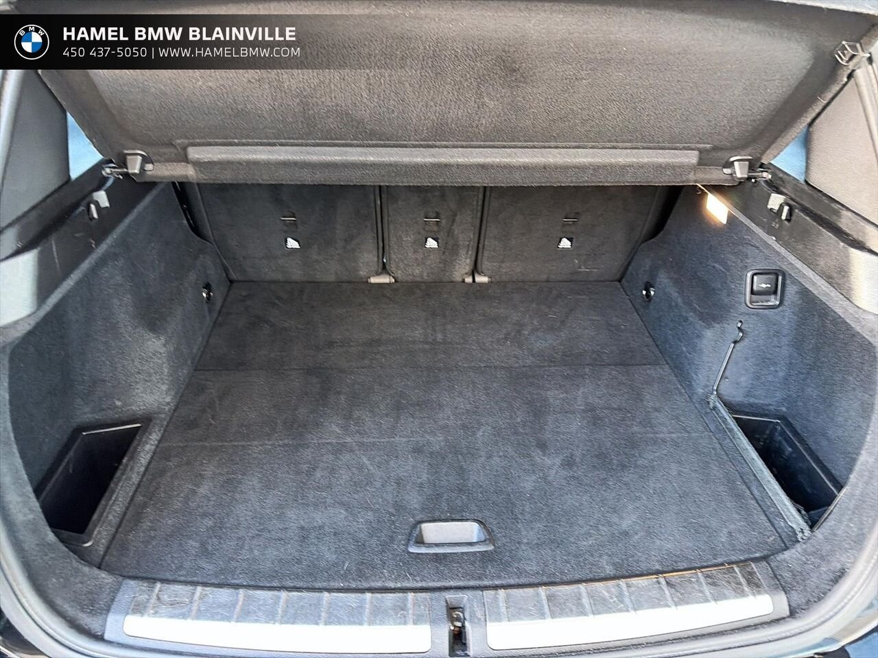 BMW X1 xDrive28i 4 portes TI 2017 Noir Blainville - photo #5