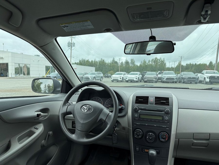 2010 Toyota Corolla 2010 Silver