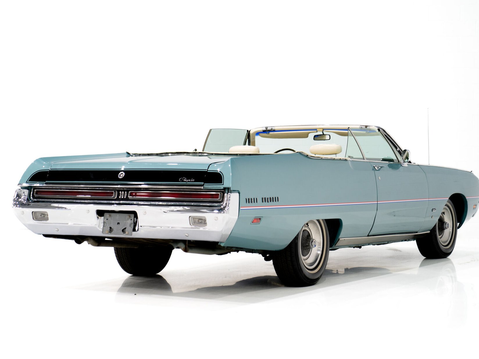 Chrysler 300 1969 Bleu Montréal - photo #7