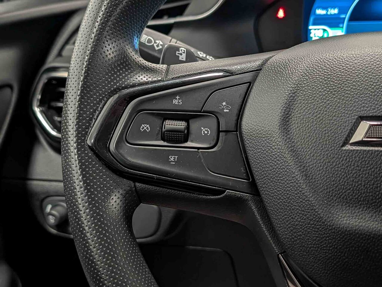 CHEVROLET BOLT EUV LT 2023 Gris Sherbrooke - photo #21