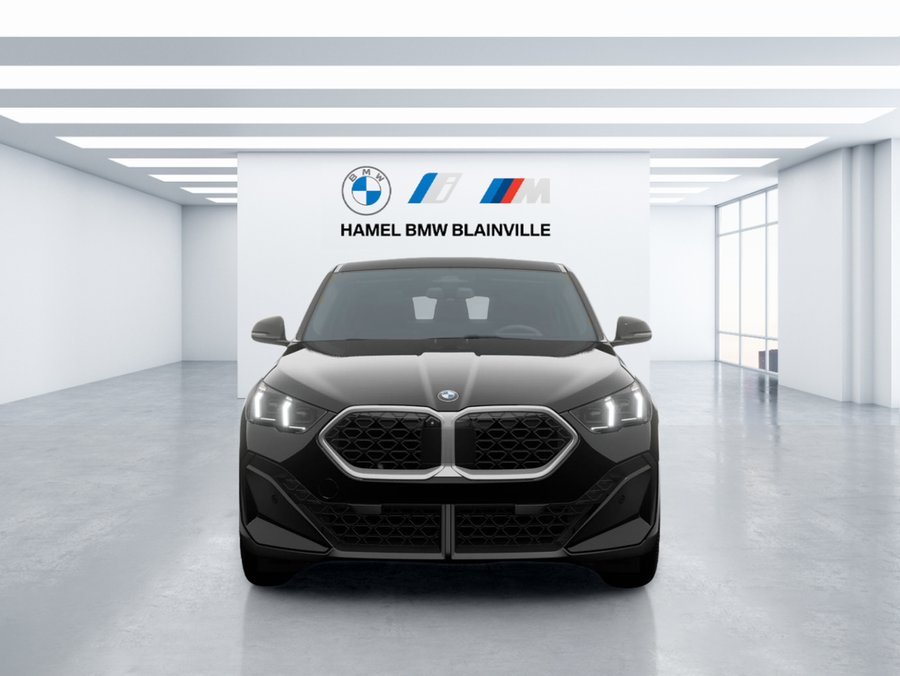 2026 BMW X2 2026 Black Sapphire Metallic
