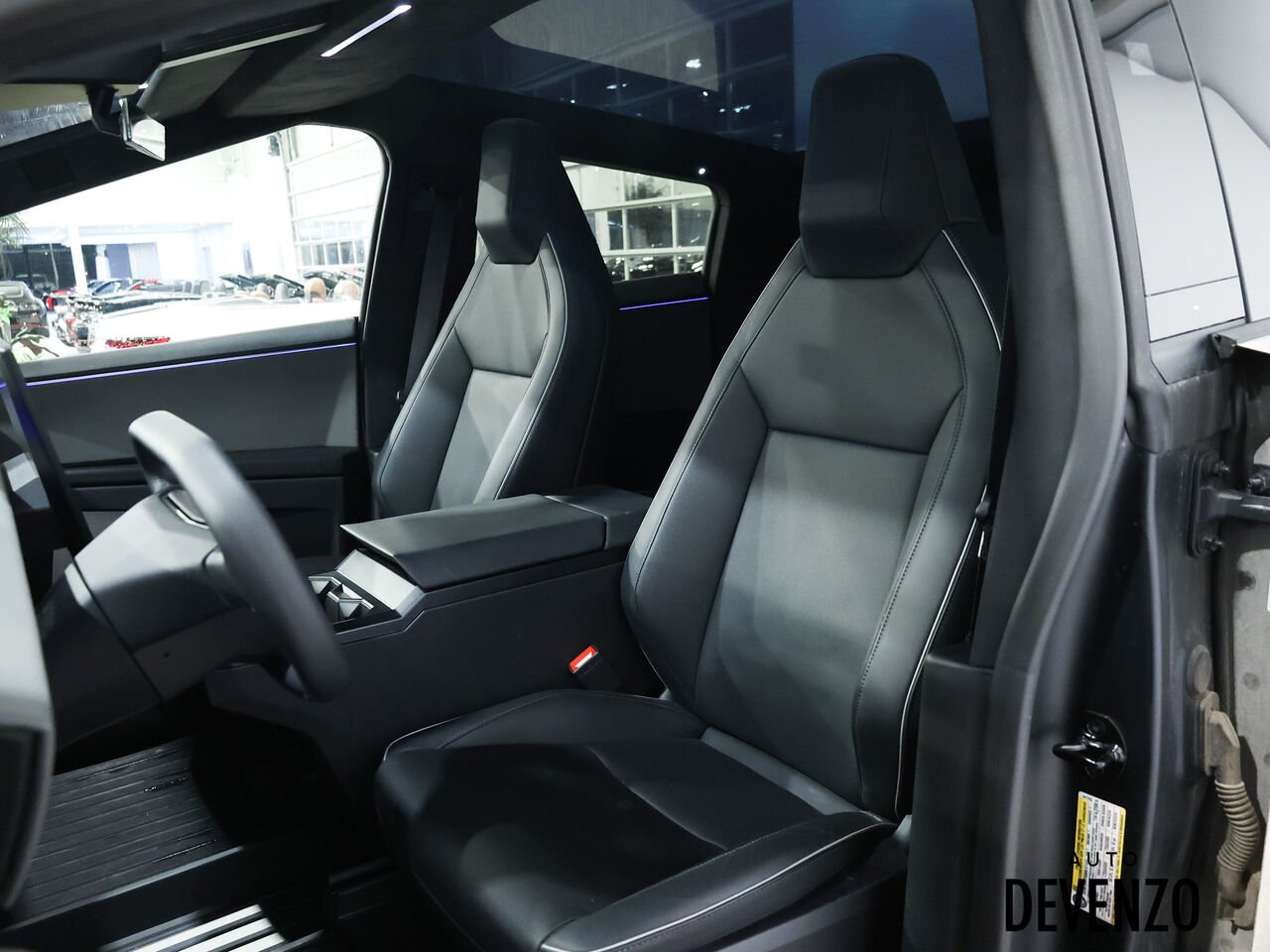 2025 Tesla Cybertruck Silver Saint-Eustache - photo #13
