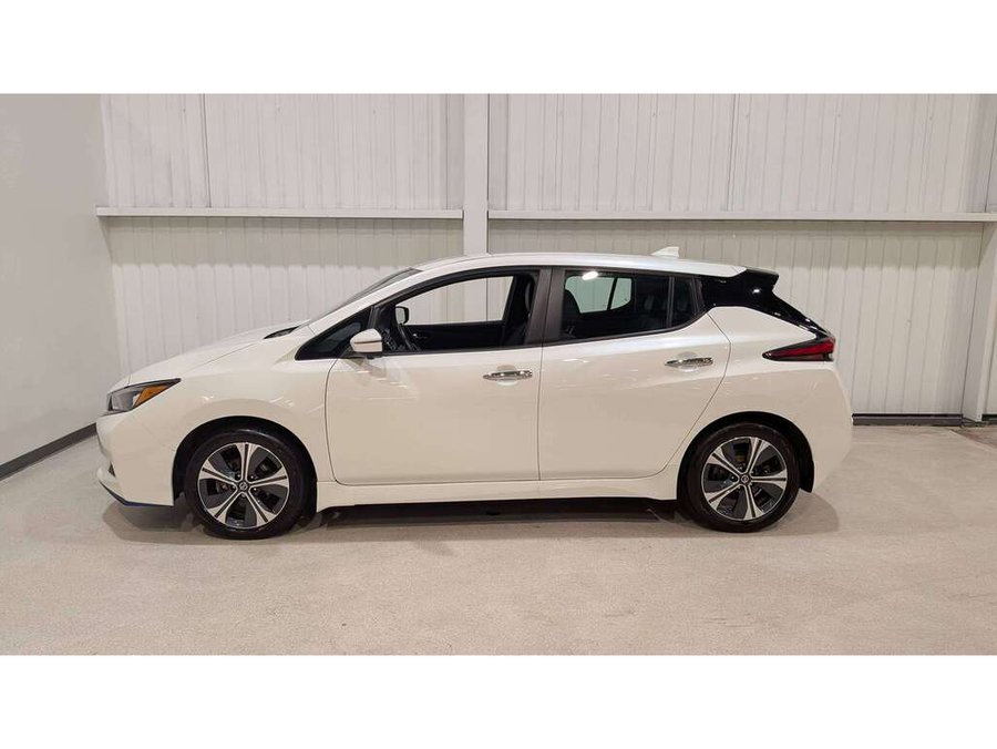 2020 Nissan LEAF White