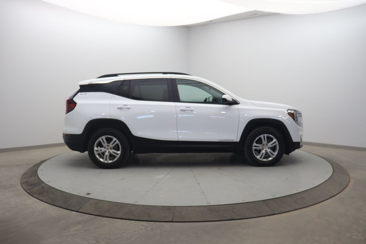 GMC Terrain NIV 3GKALTEG2RL370096 2024 Blanc Chicoutimi - photo #2