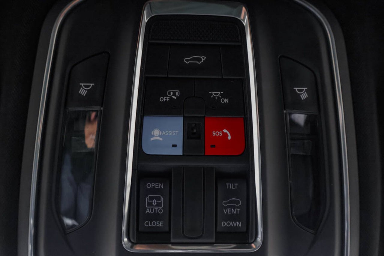 2025 Jeep Grand Cherokee Altitude 4x4 White Sherwood Park - photo #27