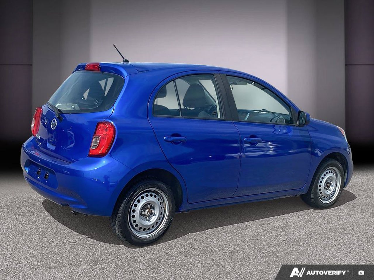 2017 Nissan Micra 3N1CK3CP0HL259090 Blue Mirabel - photo #4