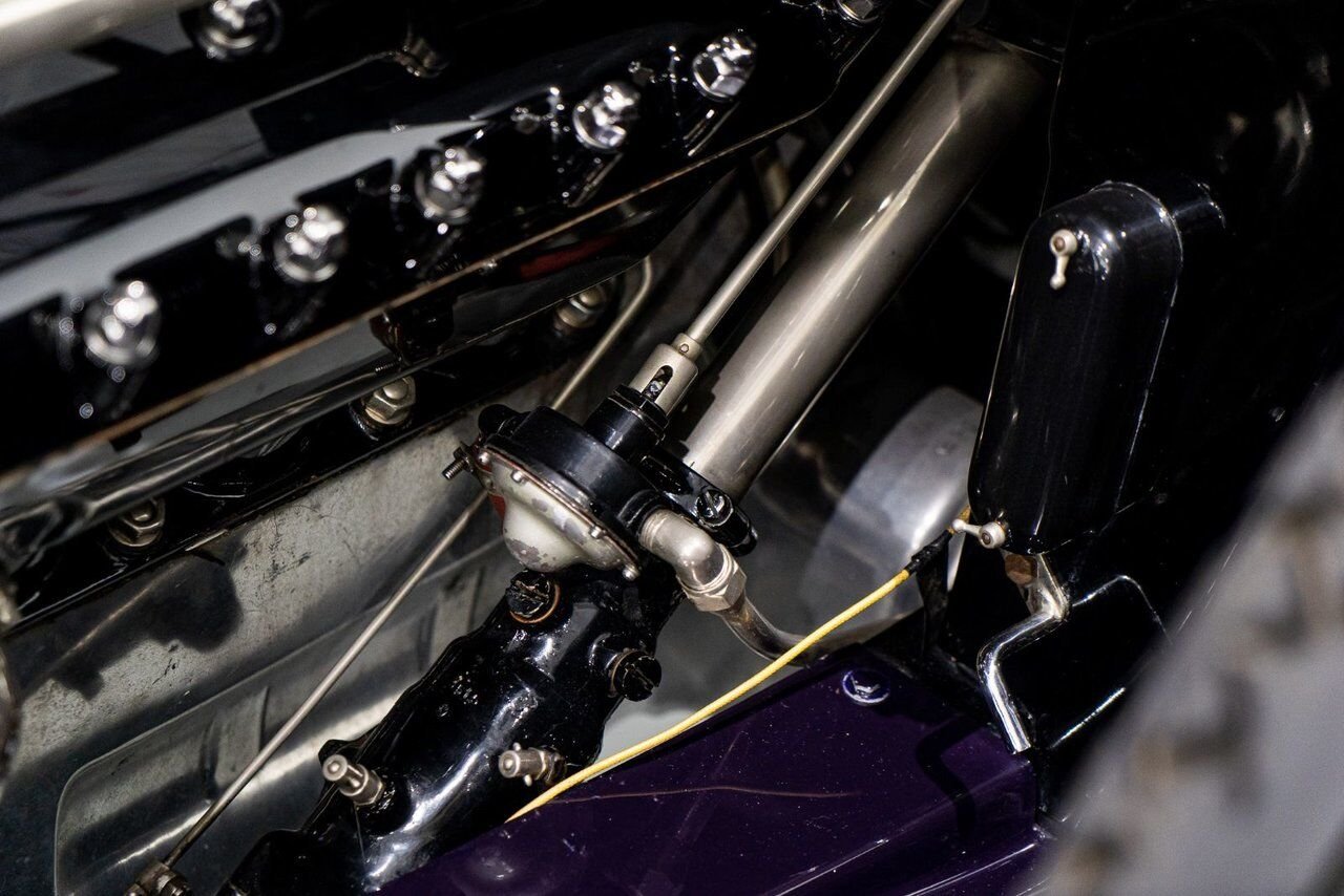 1933 Lincoln KB Victoria Coupe One Of 18 Built, And The Only Known Surviving **PRICE IN USD** Purple Montreal - photo #16