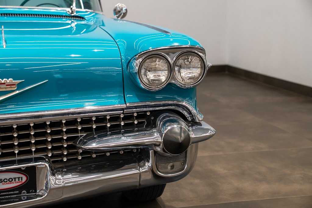 Cadillac Series 62 1958 Bleu Montréal - photo #39