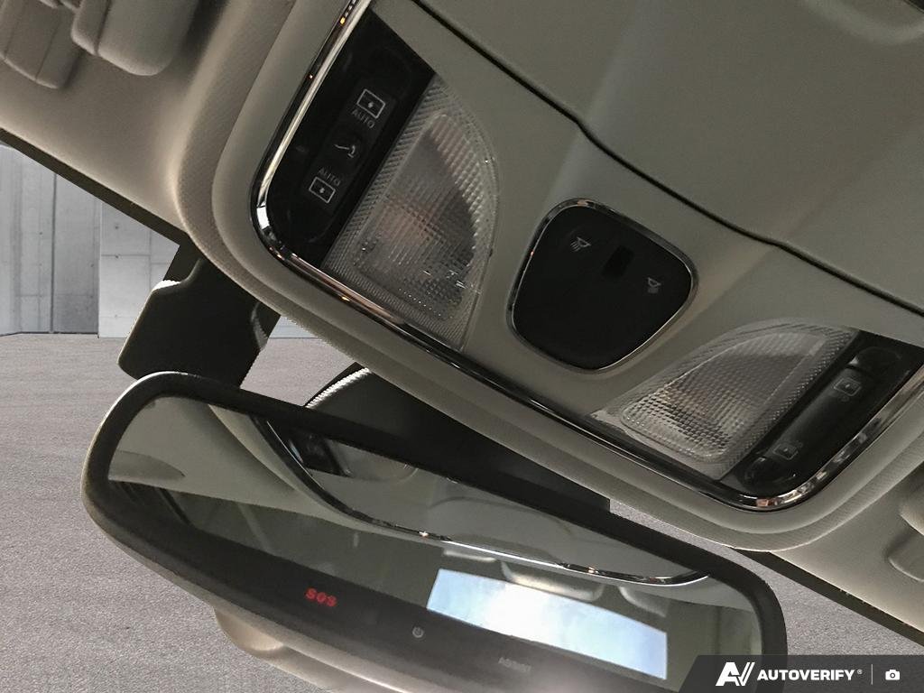 2019 Jeep Cherokee 2601086A | Limited White Edmonton - photo #20