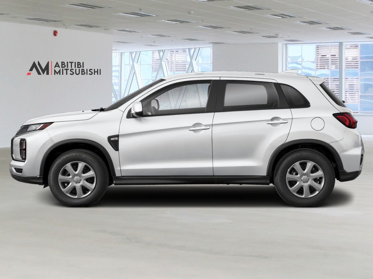 2026 MITSUBISHI RVR White Diamond Amos - photo #2