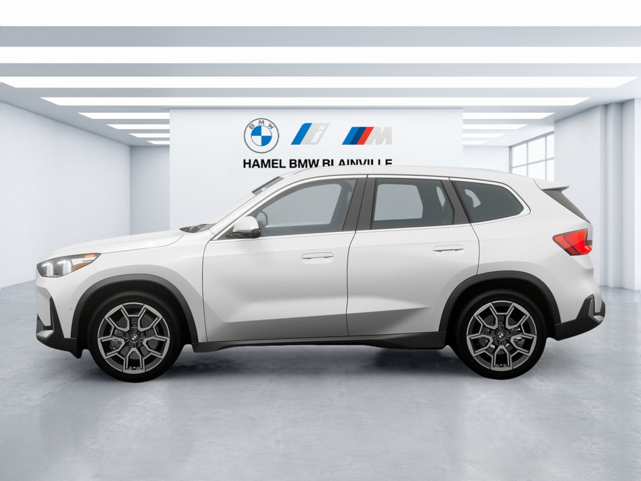 BMW X1 xDrive28i 2026 Blanc alpin non métallique Blainville - photo #3