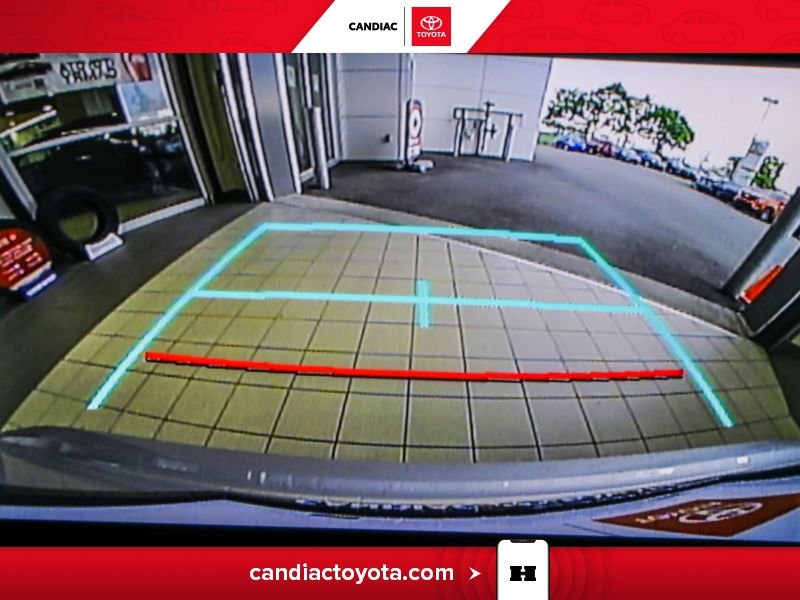 Toyota Corolla 2022 Argent Saint-Eustache - photo #25