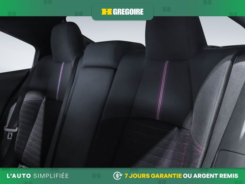 Toyota Corolla 2023 Argent Saint-Eustache - photo #22