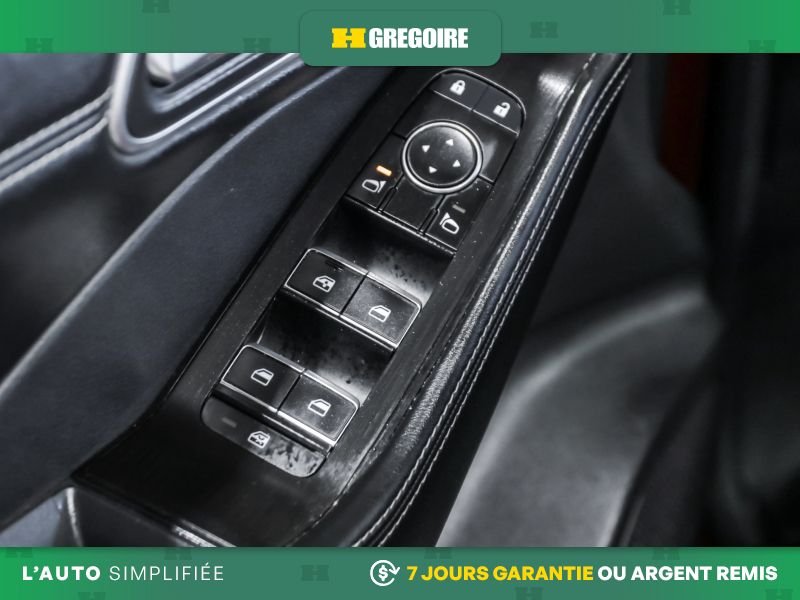 2023 Nissan Rogue Red Blainville - photo #13