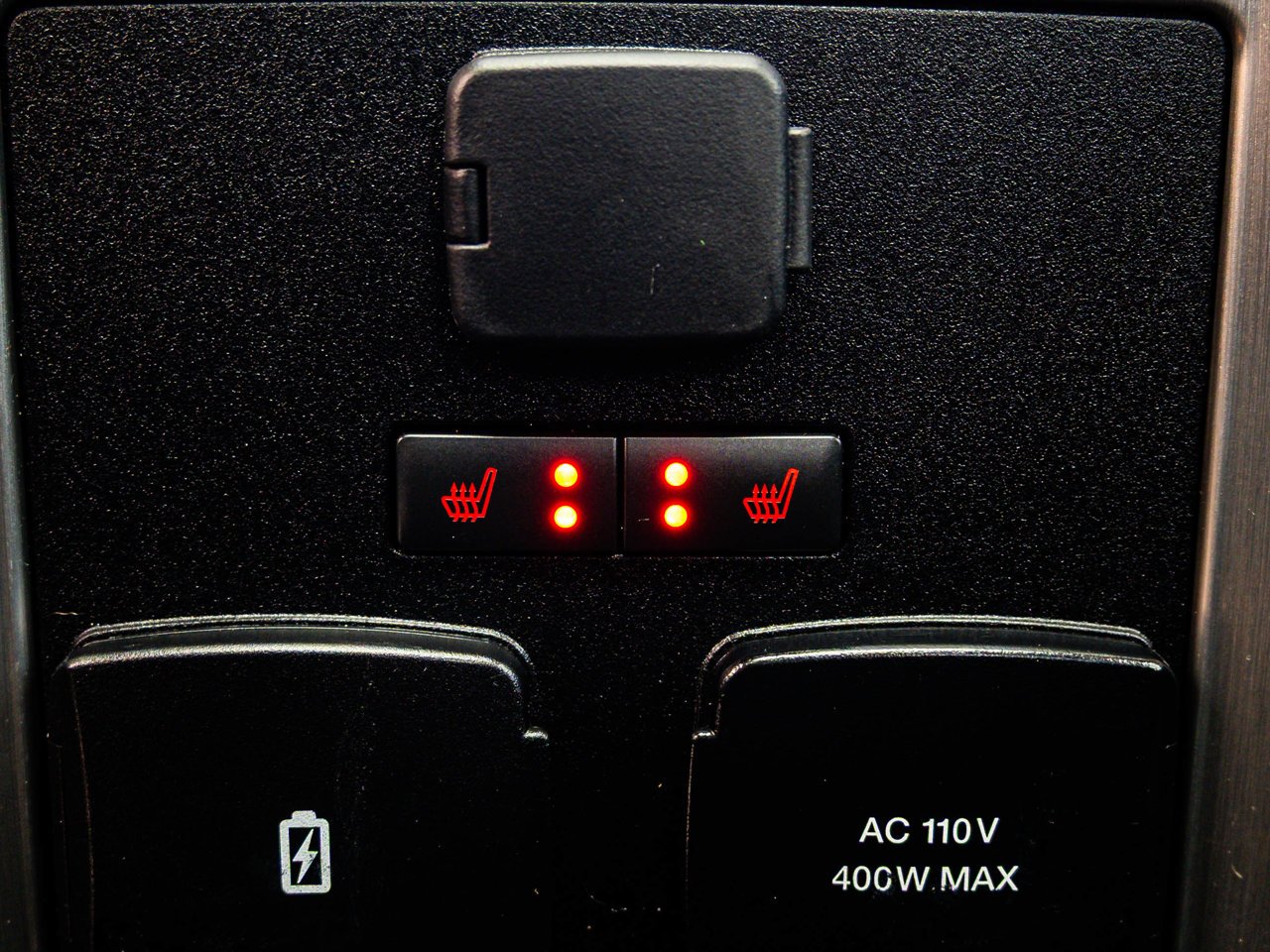 2022 Ford Super Duty F-350 SRW Platinum 4WD Crew Cab 6.75' Box Black Sherwood Park - photo #31