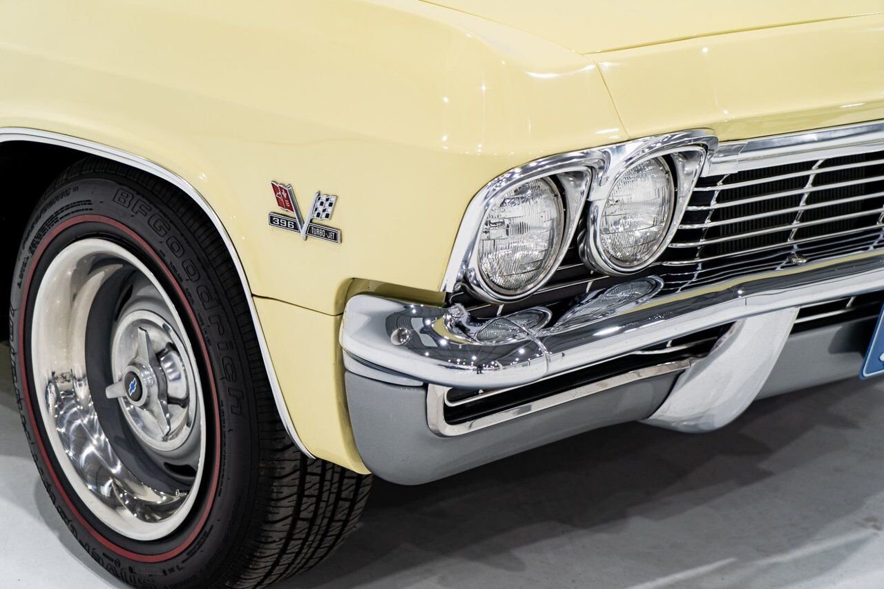 1965 Chevrolet Impala SS *PRIX EN USD* 396/325HP 4spd frame off restoration Yellow Montreal - photo #64