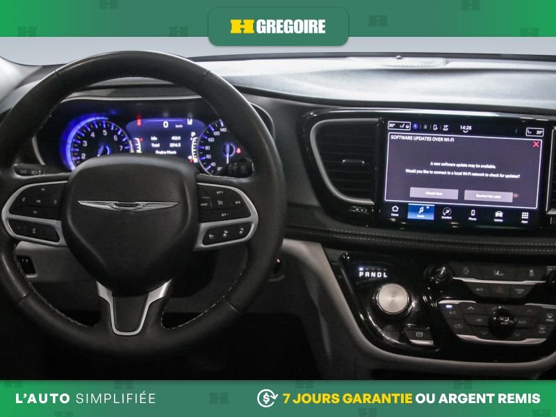 2022 Chrysler Pacifica Black Saint-Eustache - photo #15