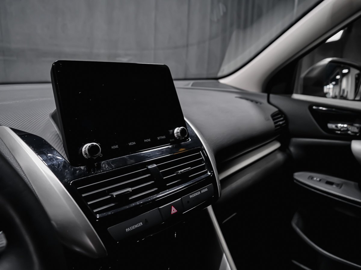 2024 Mitsubishi Eclipse Cross SE Grey Montreal - photo #10