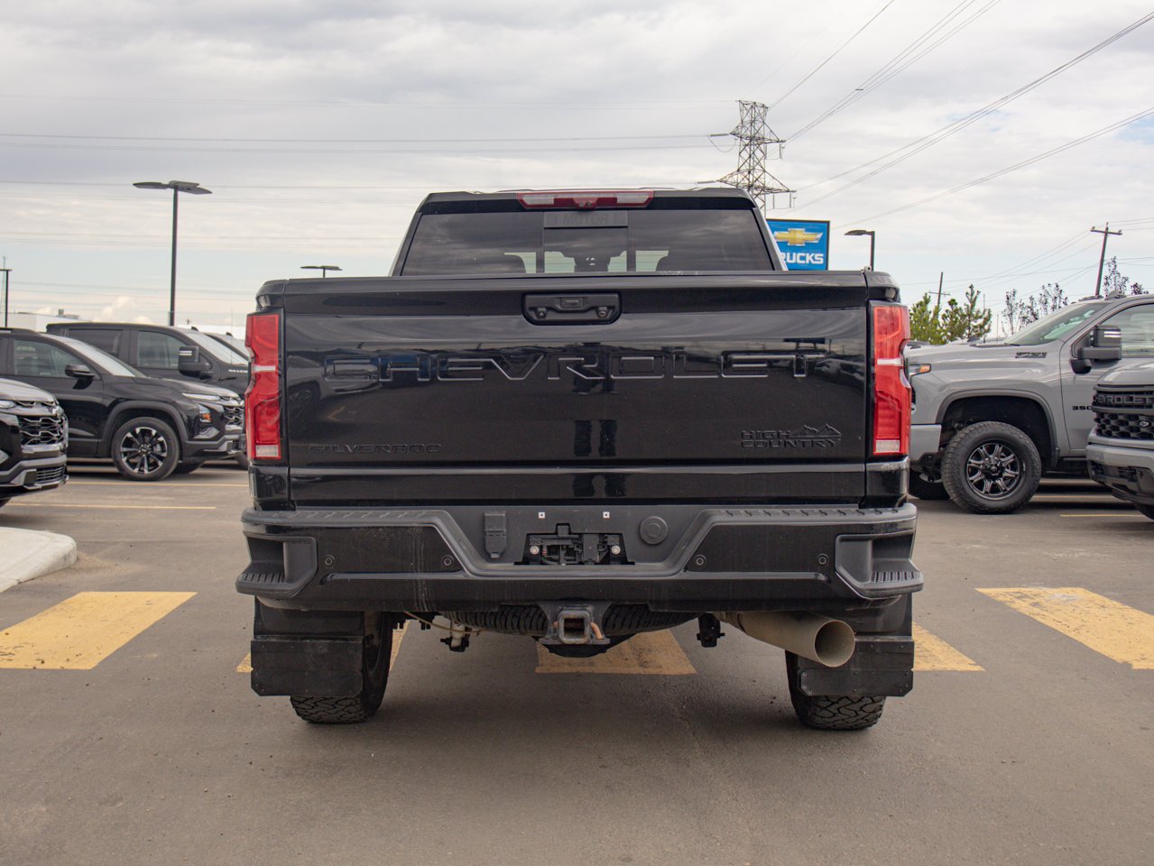 2024 Chevrolet Silverado 3500HD 4WD Crew Cab 159 High Country Black Sherwood Park - photo #8