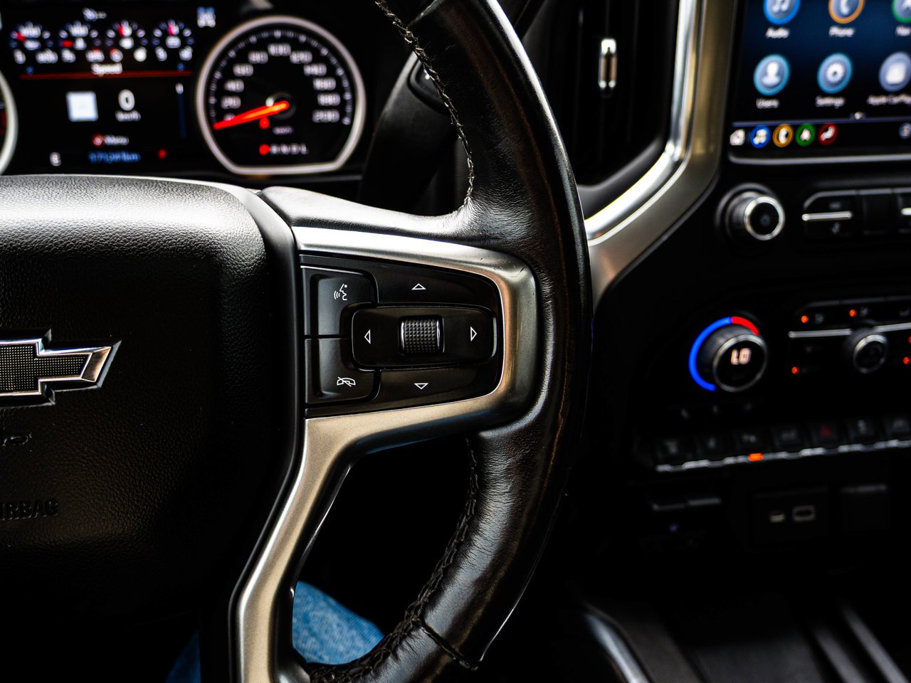 2022 Chevrolet Silverado 3500HD 4WD Crew Cab 159 LTZ Black Sherwood Park - photo #25