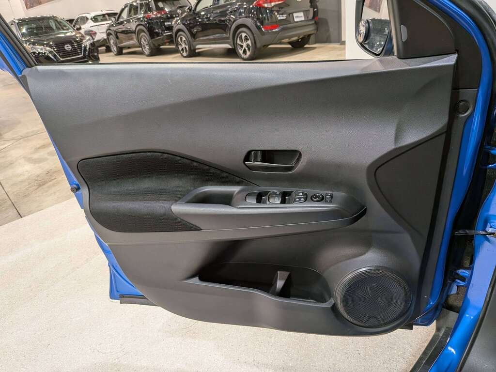 Nissan Kicks S FWD 2024 Bleu Val-David - photo #30