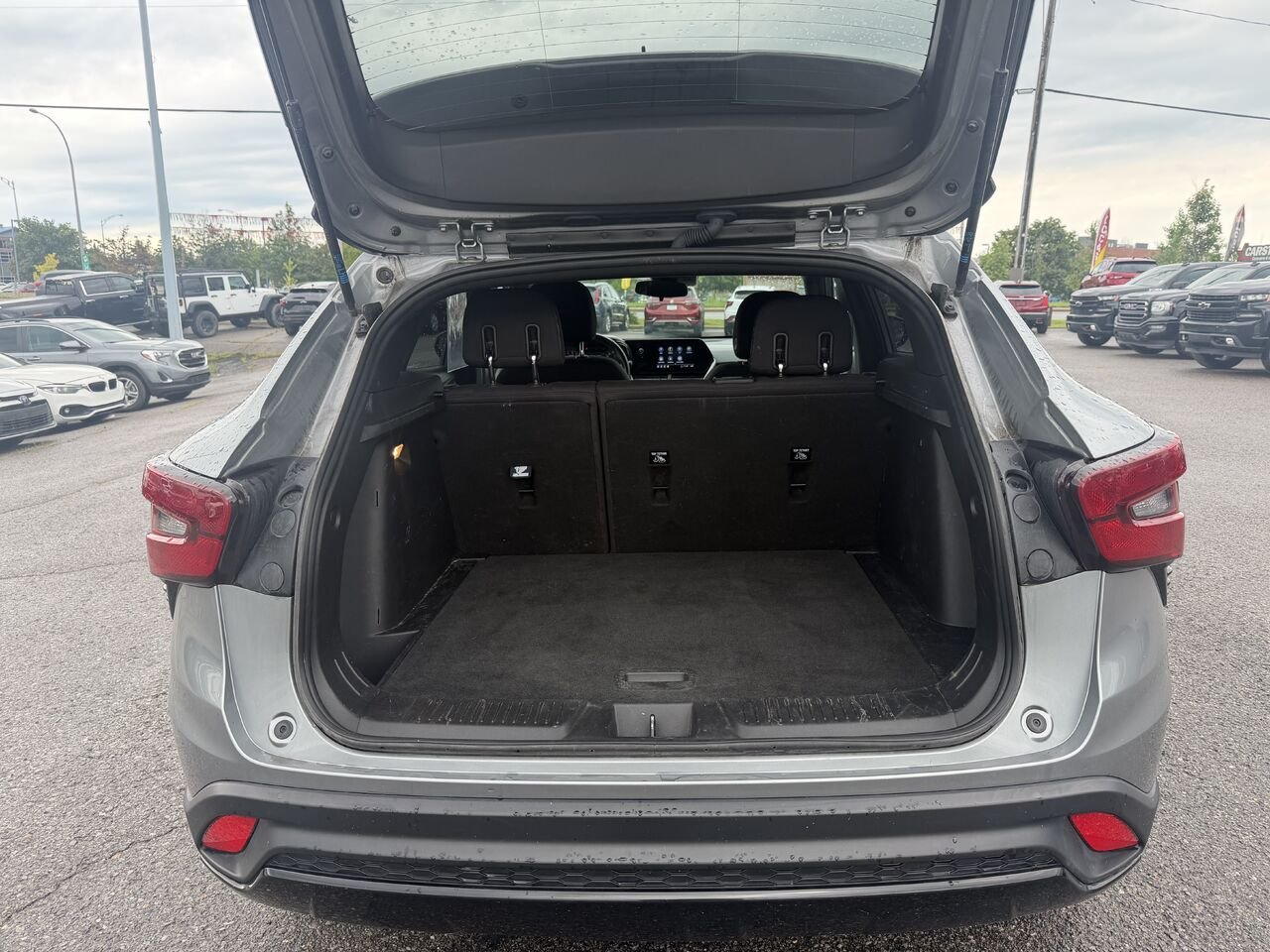 CHEVROLET TRAX 1RS 1RS 4 portes TA 2024 Gris Gatineau - photo #14