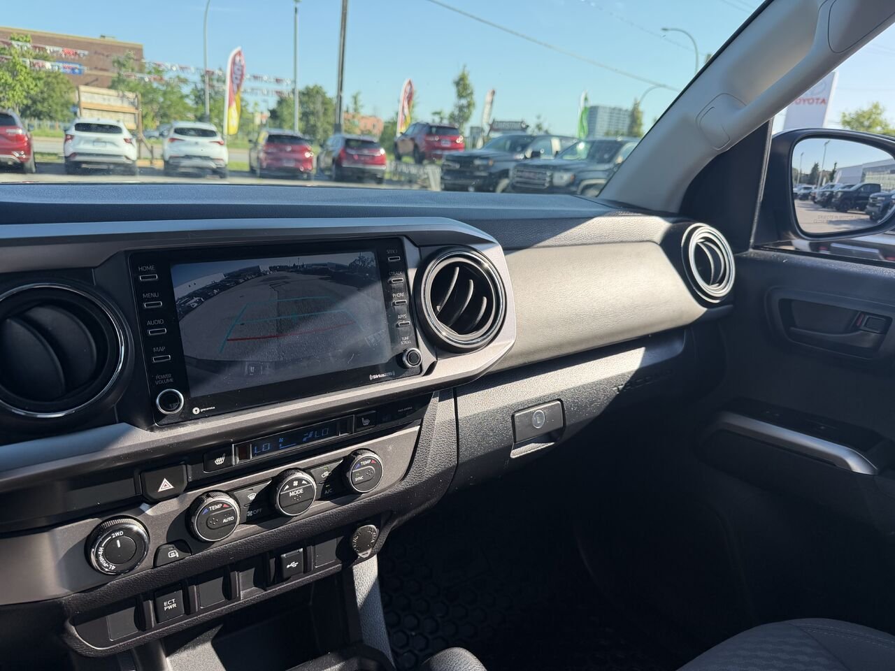 TOYOTA TACOMA DBL CAB SR5/TRD Double Cab 4x4 BA 2022 Noir Ottawa & Gatineau - photo #6